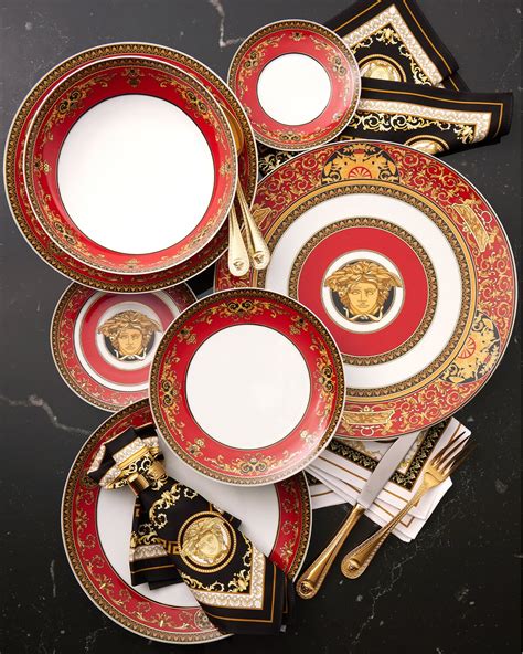 versace plates 1 price